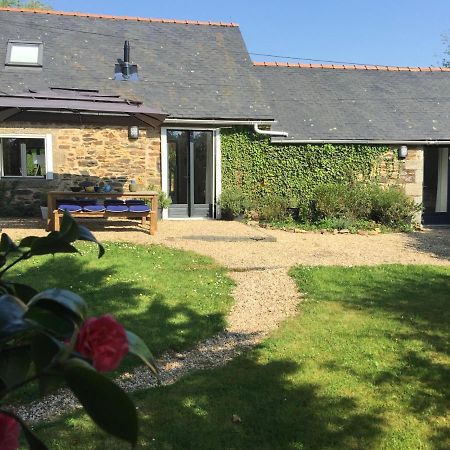 Apartamento La Colline des Renards Locmaria-Berrien Exterior foto