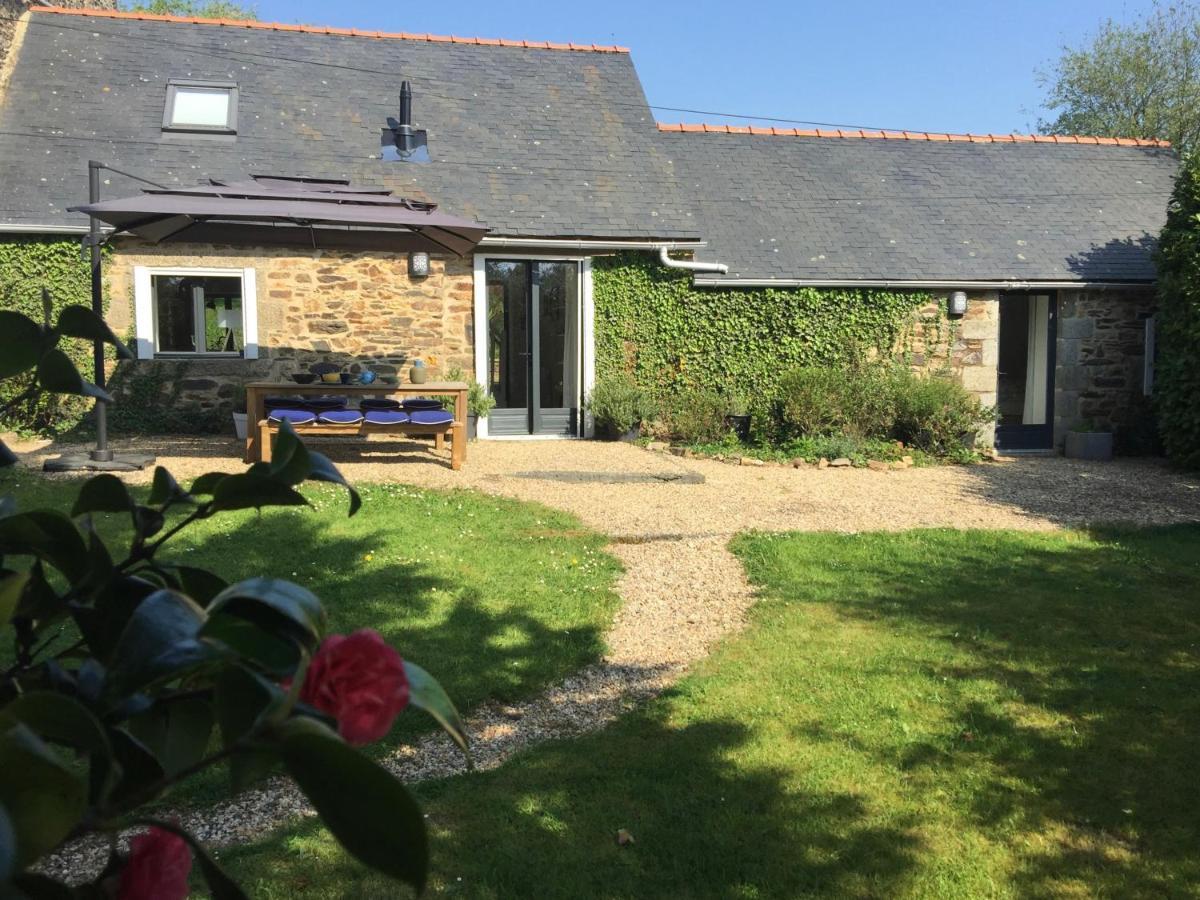 Apartamento La Colline des Renards Locmaria-Berrien Exterior foto