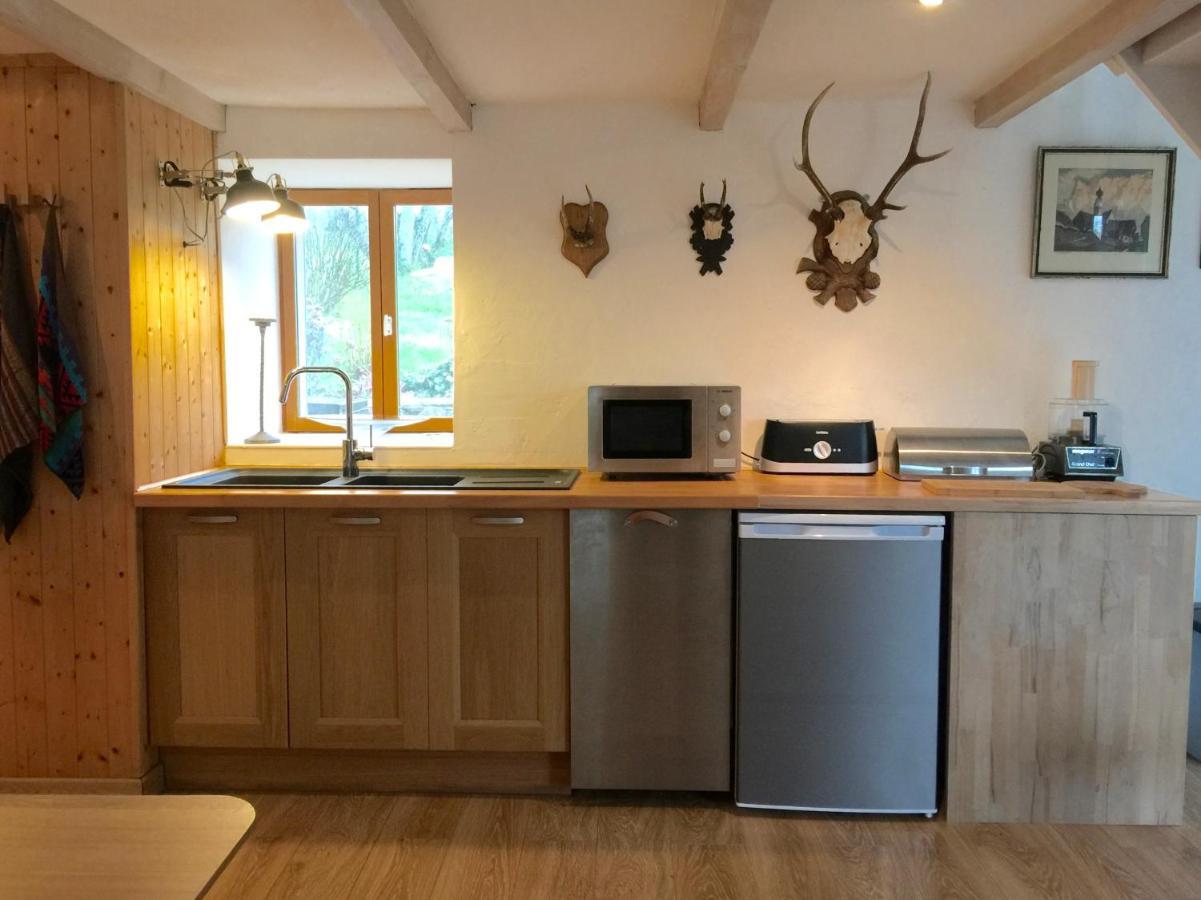 Apartamento La Colline des Renards Locmaria-Berrien Exterior foto