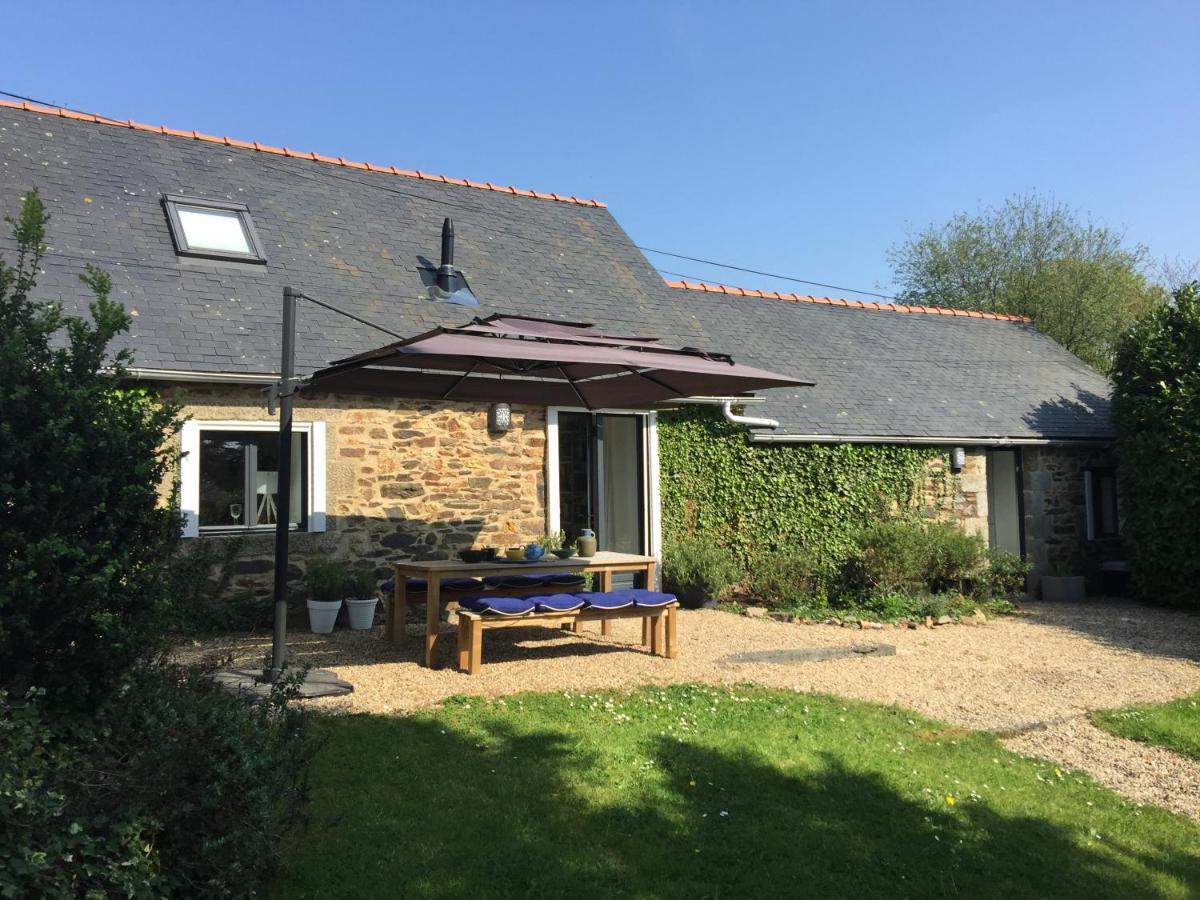 Apartamento La Colline des Renards Locmaria-Berrien Exterior foto